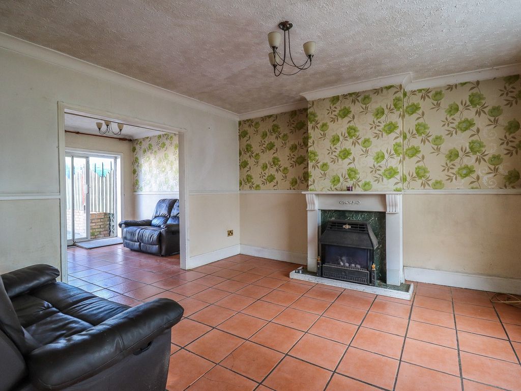 3 bed semidetached house for sale in Blakemere Crescent, Cosham