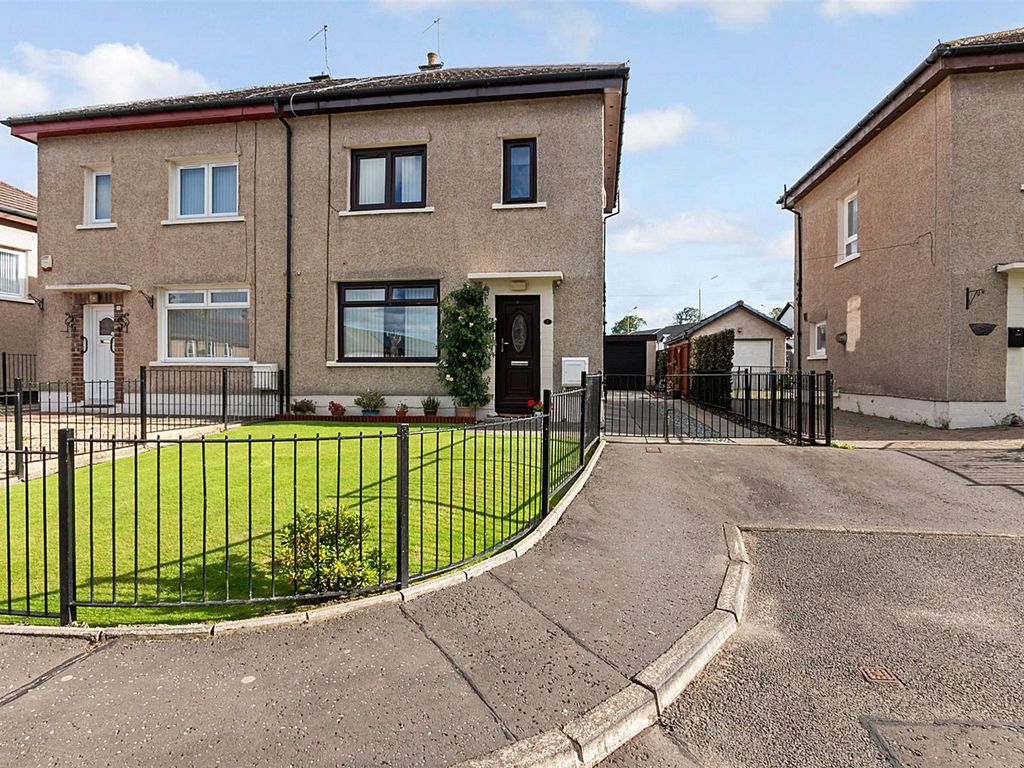 3 bed semidetached house for sale in Touchhill Crescent, Plean