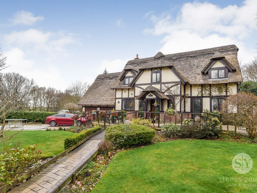 4 bed detached house for sale in Priory Close, Pleasington, Blackburn