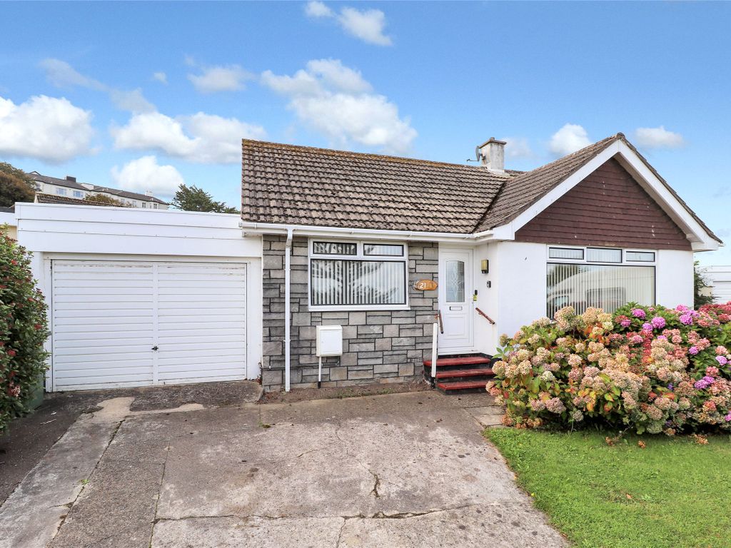 3 bed detached bungalow for sale in Richmond Park, Northam, Bideford