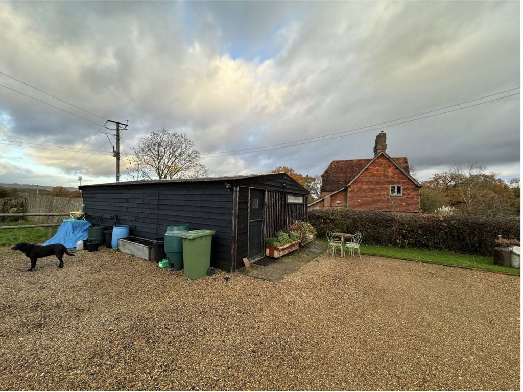 1 bed property to rent in Brownings Farm, Hale Oak Road, Edenbridge TN8