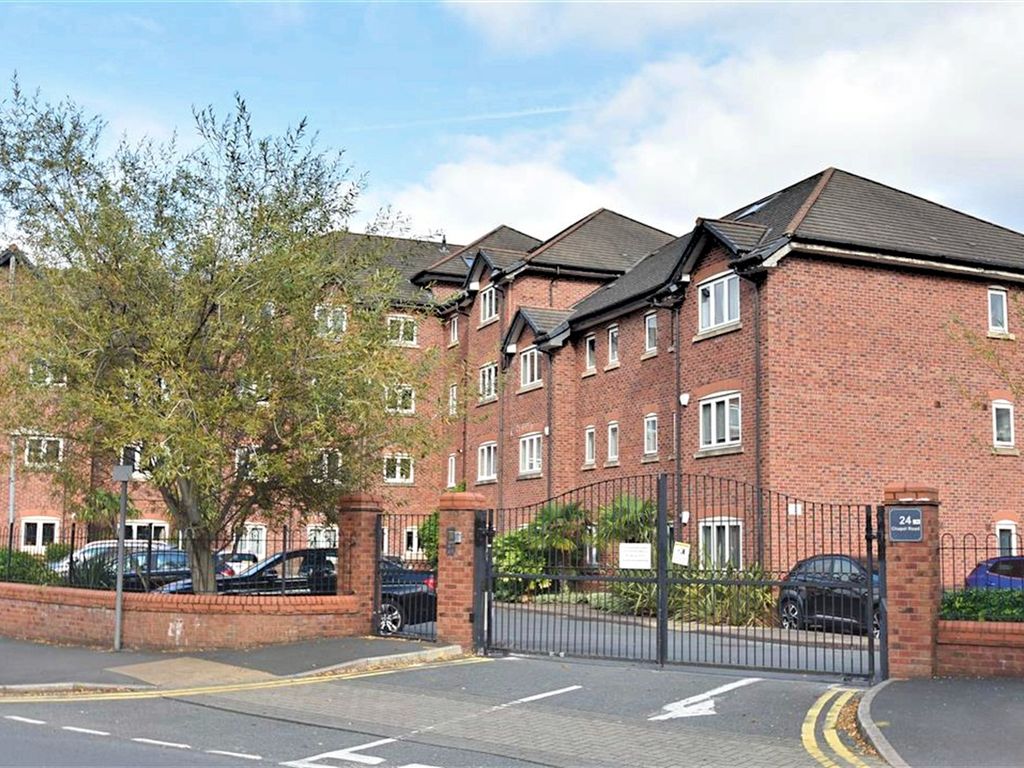 2 bed flat for sale in Chapel Road, Sale M33 Zoopla