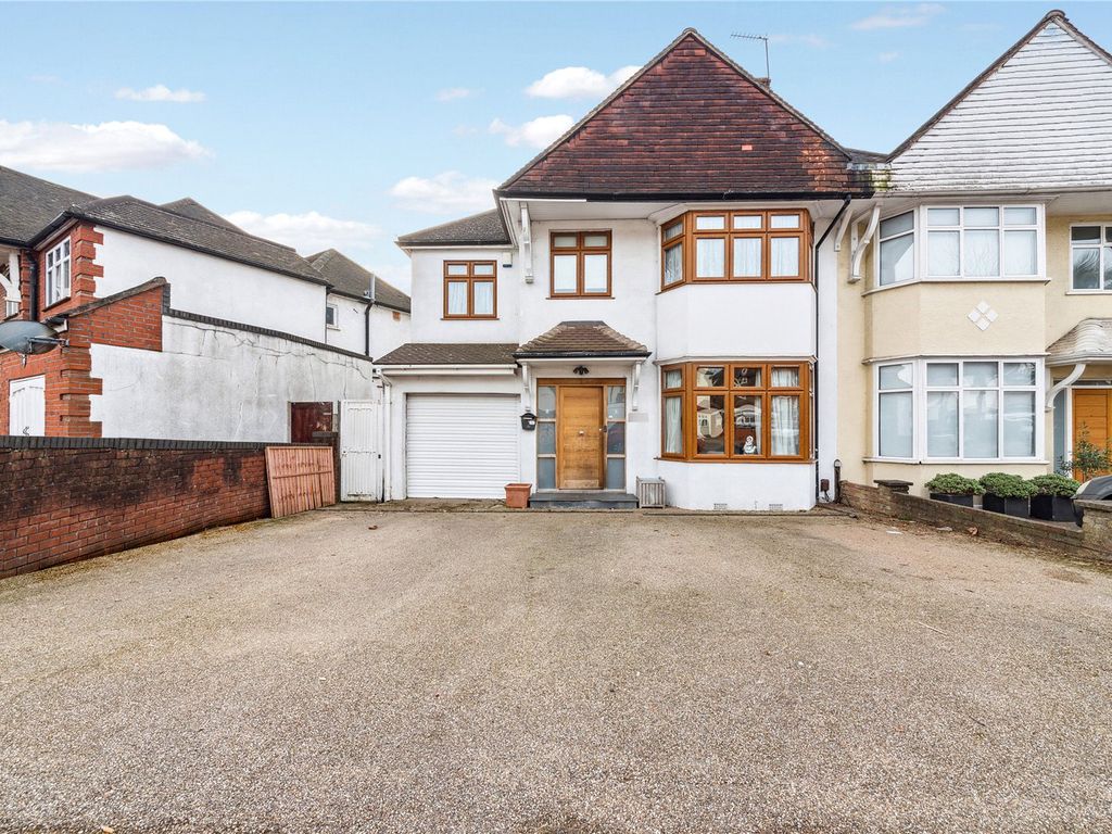 6 bed end terrace house for sale in Chamberlayne Road, London NW10 Zoopla