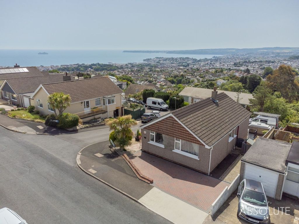 3 bed detached house for sale in Dolphin Court Road, Preston, Paignton