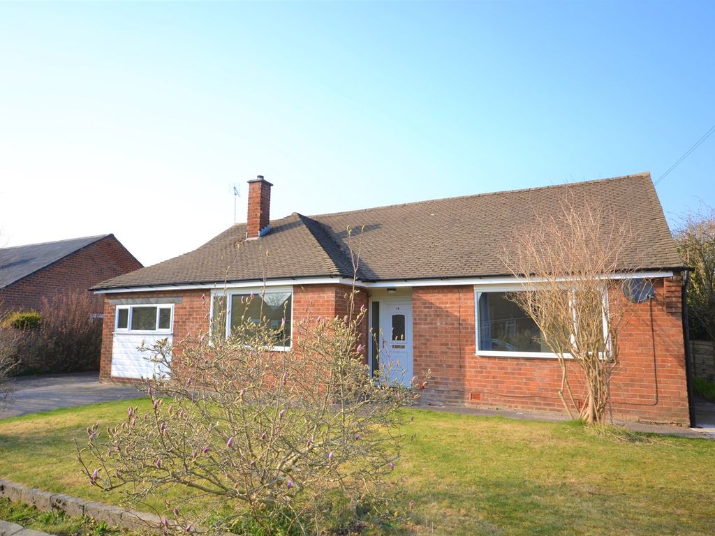 3 bed detached bungalow for sale in Larch Avenue, Macclesfield SK11
