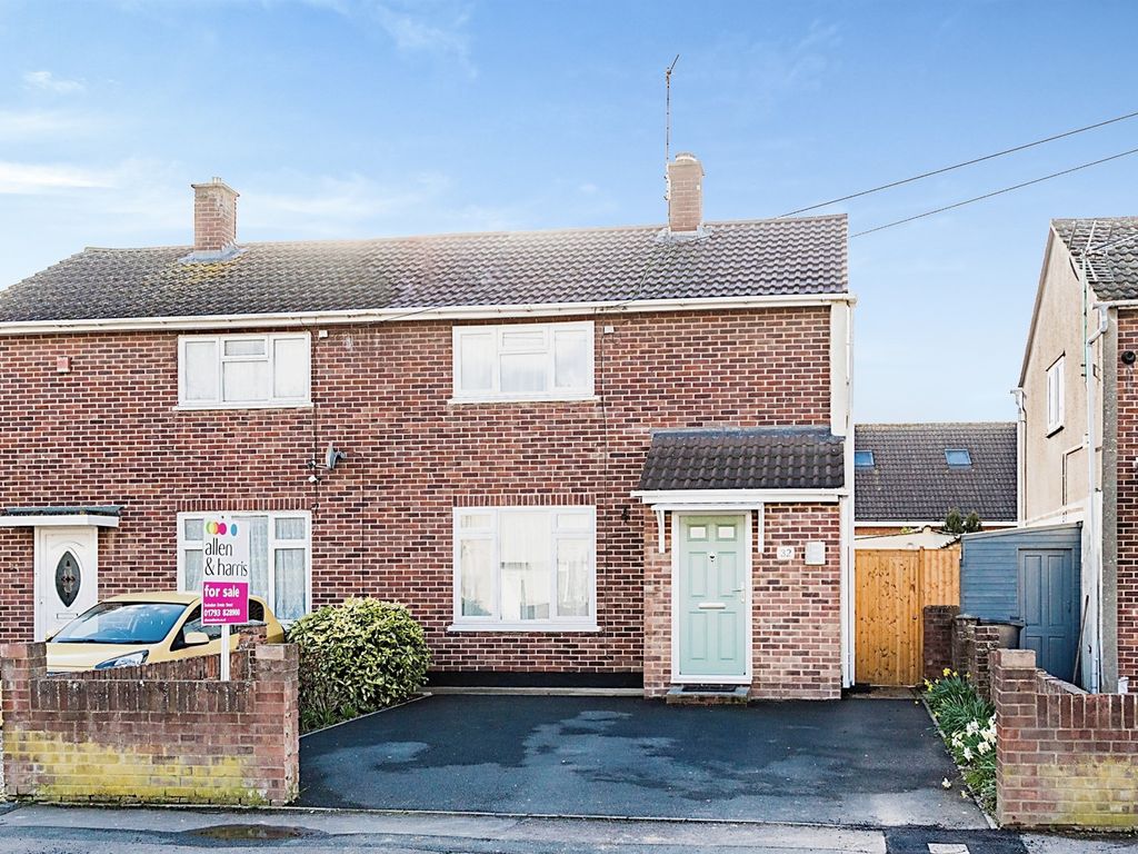 2 bed semidetached house for sale in Cranmore Avenue, Swindon SN3 Zoopla