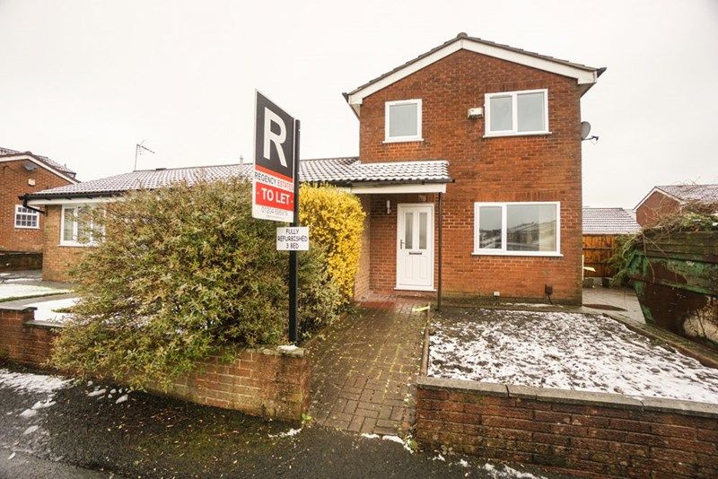 3 bed semidetached house to rent in Heather Close, Horwich, Bolton BL6