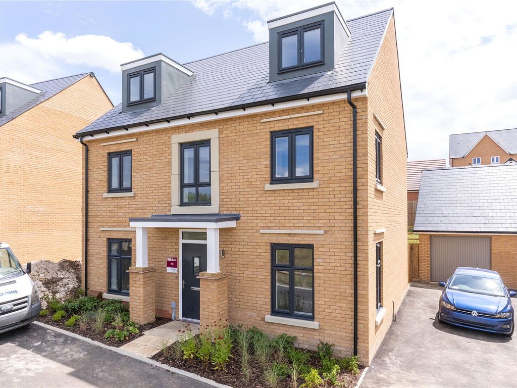 New home, 5 bed detached house for sale in Radwinter Road, Saffron