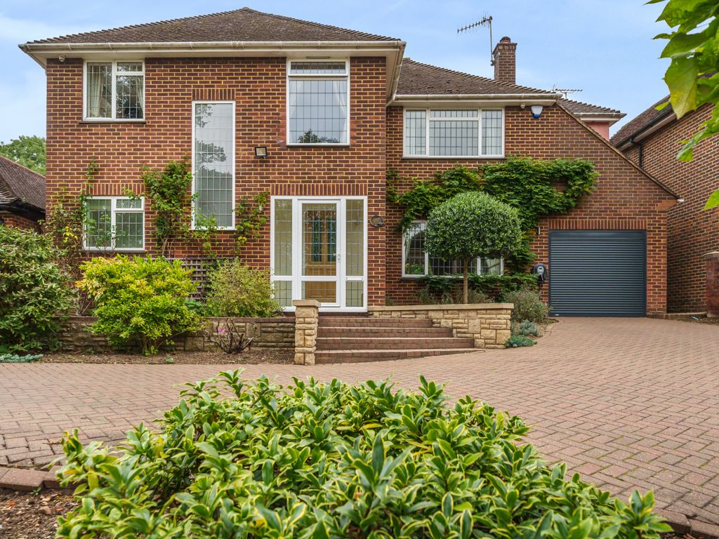 4 bed detached house for sale in Hempstead Road, Watford WD17, £1,299,950 Zoopla