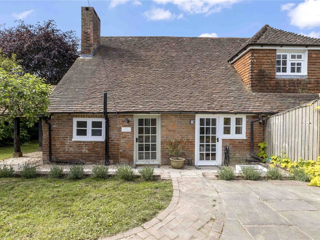 2 bed end terrace house for sale in Main Road, Fishbourne, Chichester