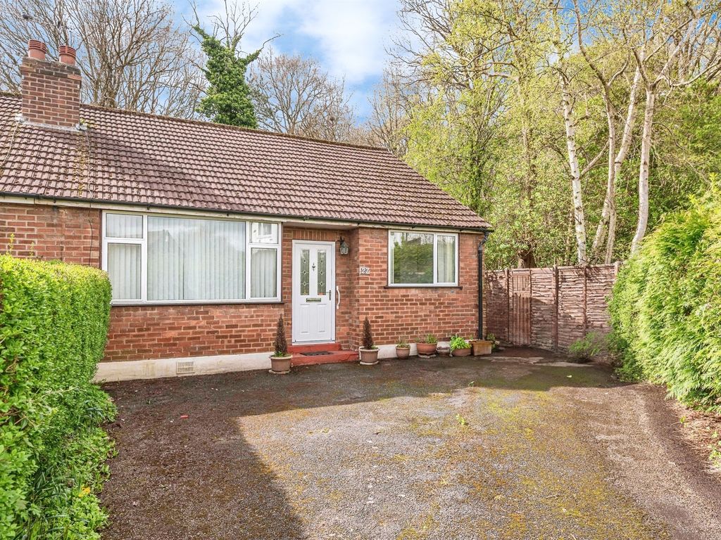 2 bed semidetached bungalow for sale in Jackman Drive, Horsforth