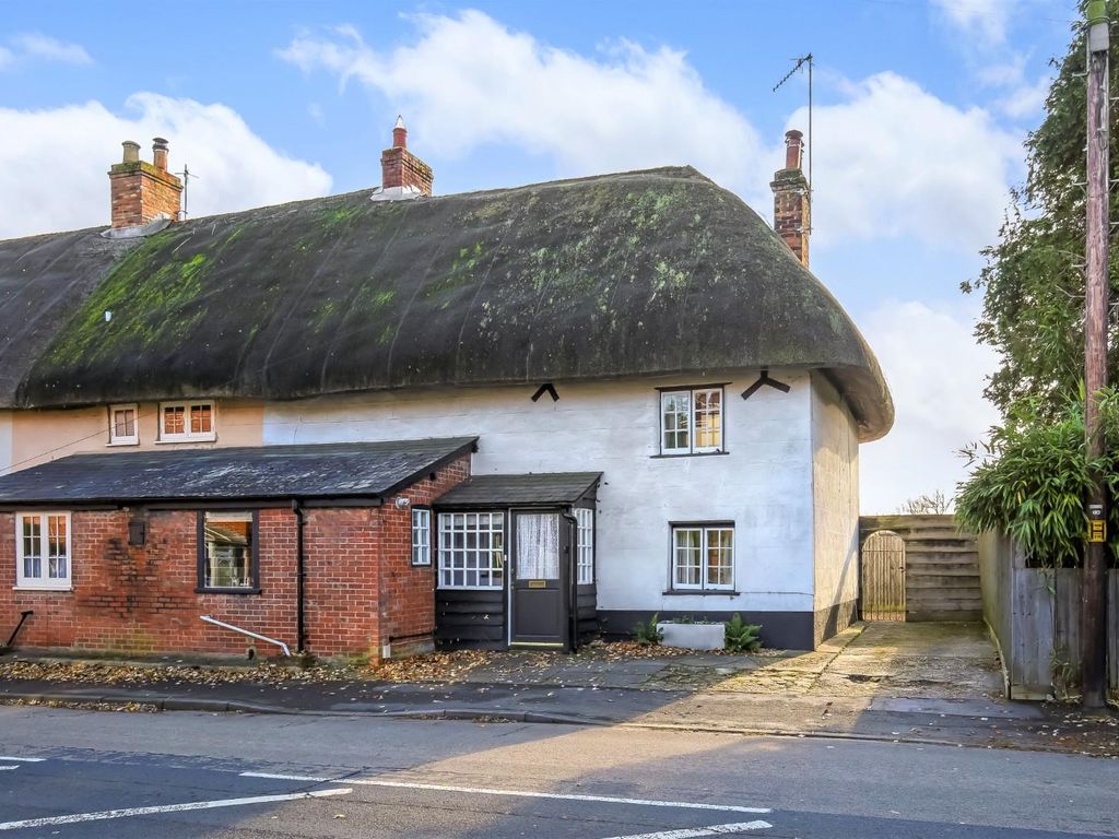 3 bed cottage for sale in Shaftesbury Road, Wilton, Salisbury SP2 Zoopla