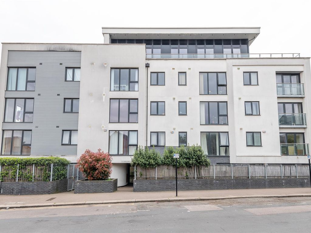 Vellum Court, Hillyfield, Walthamstow E17