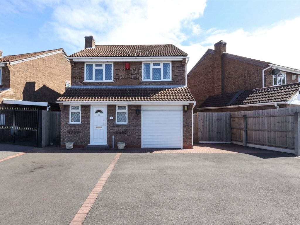 4 bed detached house for sale in Castle Crescent, Birmingham, West