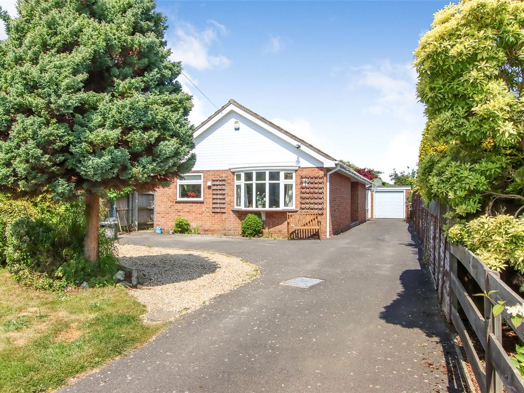 3 bed bungalow for sale in Sky End Lane, Hordle, Lymington SO41 Zoopla