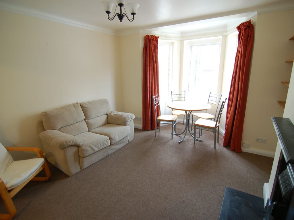 2 bed flat to rent in Malden Court, West Barnes Lane, New Malden KT3 Zoopla