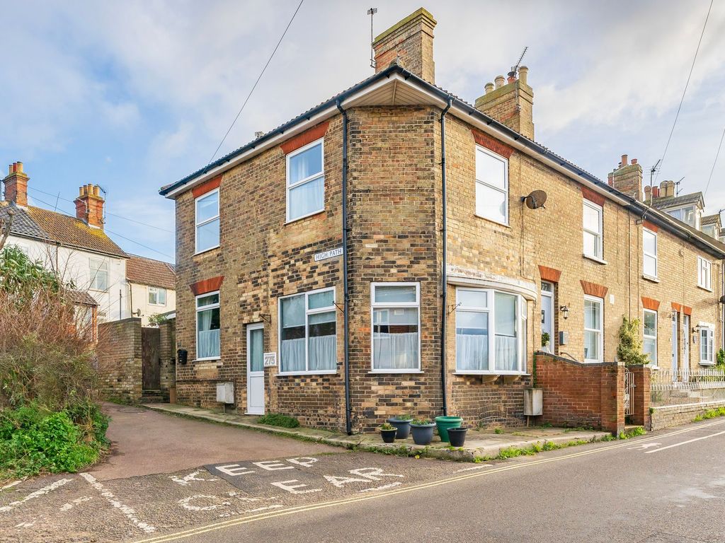 3 bed end terrace house for sale in Church Road, Kessingland NR33, £