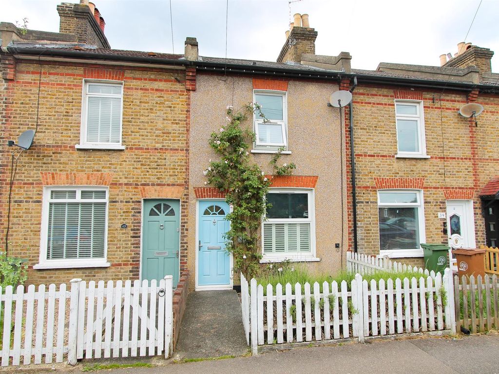 2 bed terraced house for sale in Wandle Road, Wallington SM6, £475,000