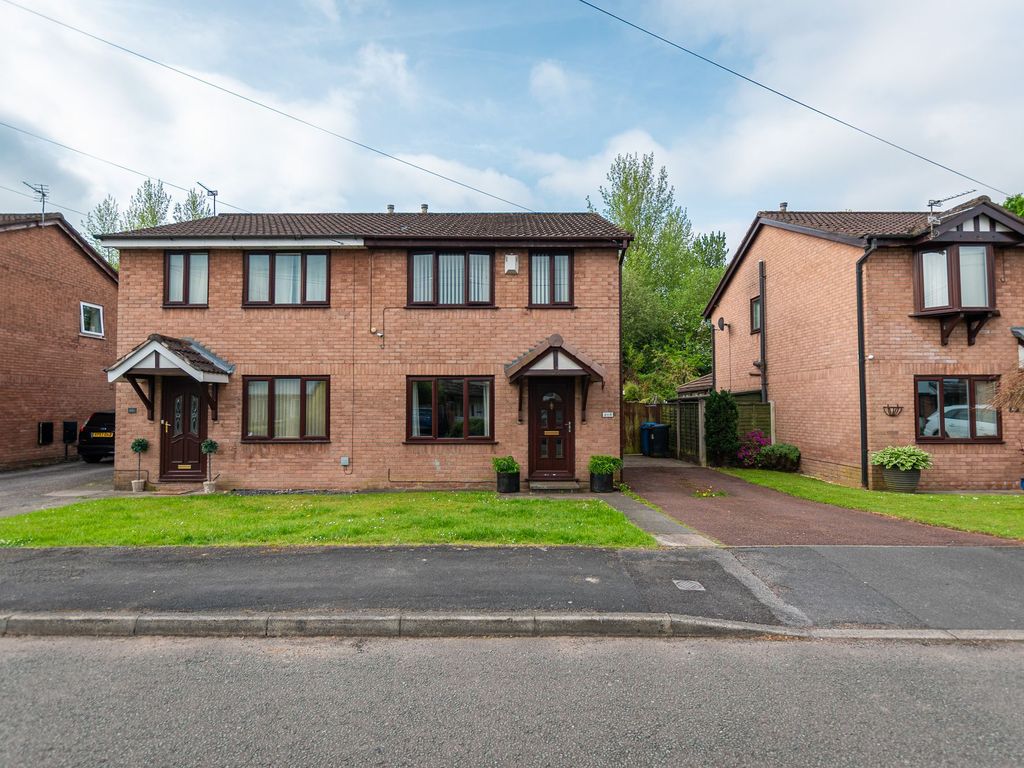 3 bed semidetached house for sale in Howard Road, Culcheth WA3, £