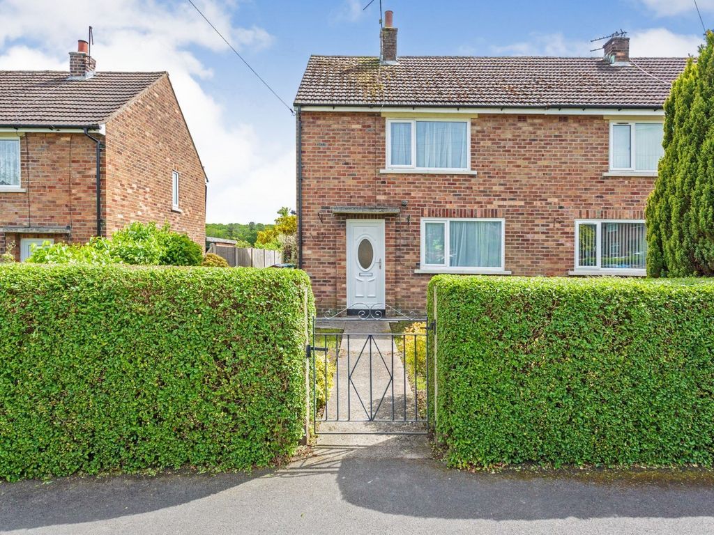 2 bed end terrace house to rent in Knowsley Crescent, Weeton, Preston