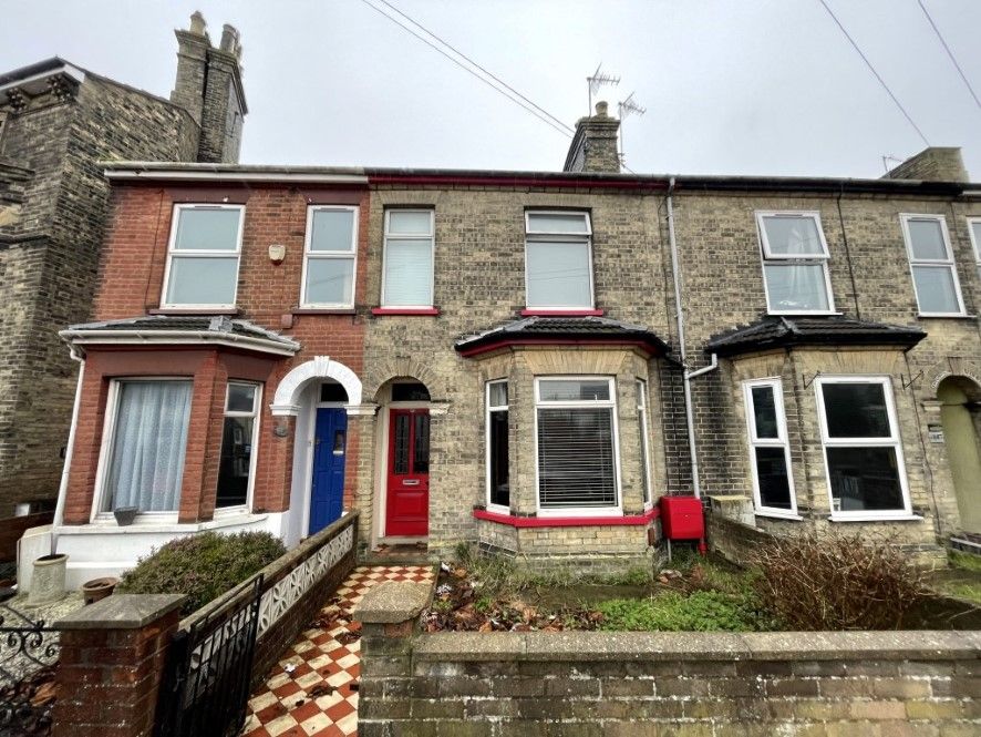 5 bed terraced house for sale in 145 St. Peters Street, Lowestoft
