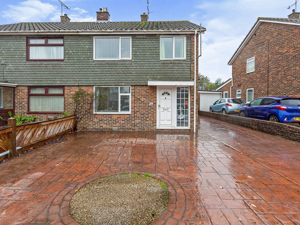 Coltash Road, Crawley RH10  