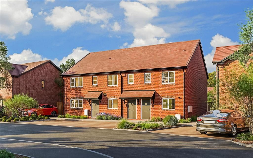 2 bed terraced house for sale in Rememberance Way, Langley, Maidstone