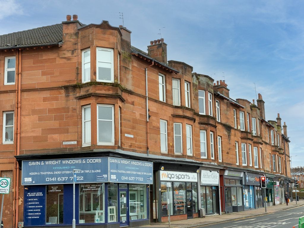 2 bed flat to rent in Clarkston Road, Clarkston, East Renfrewshire G44 ...