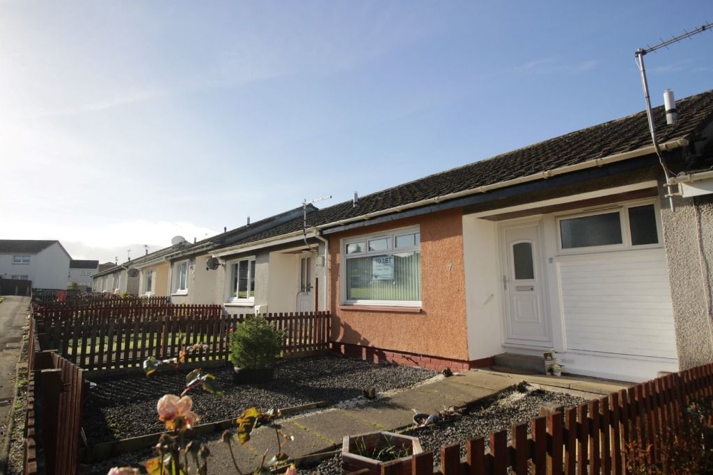 1 bed bungalow to rent in Redhouse Lane, Carluke, South Lanarkshire ML8