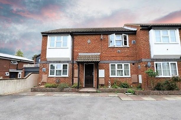 Saddle Stones, Princes Risborough, Buckinghamshire HP27  