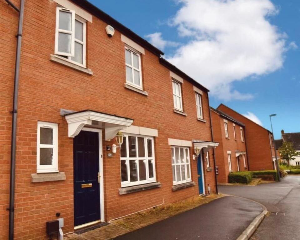 3 bed terraced house for sale in Kings Drive, Stoke Gifford, Bristol