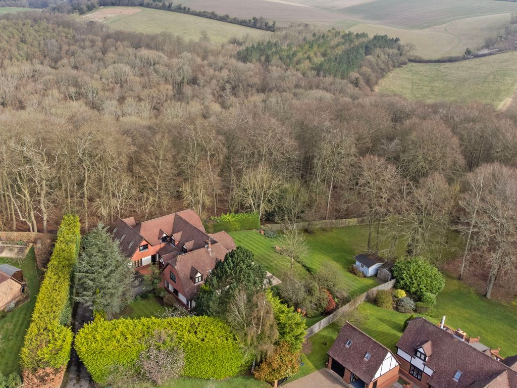 6 bed detached house for sale in Frieth Road, Marlow SL7, £2,500,000