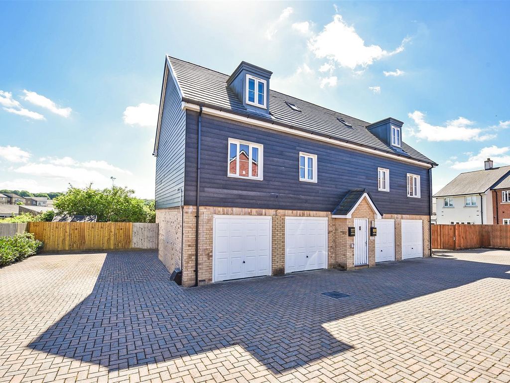 2 bed detached house for sale in Quicksilver Way, Andover SP11 Zoopla