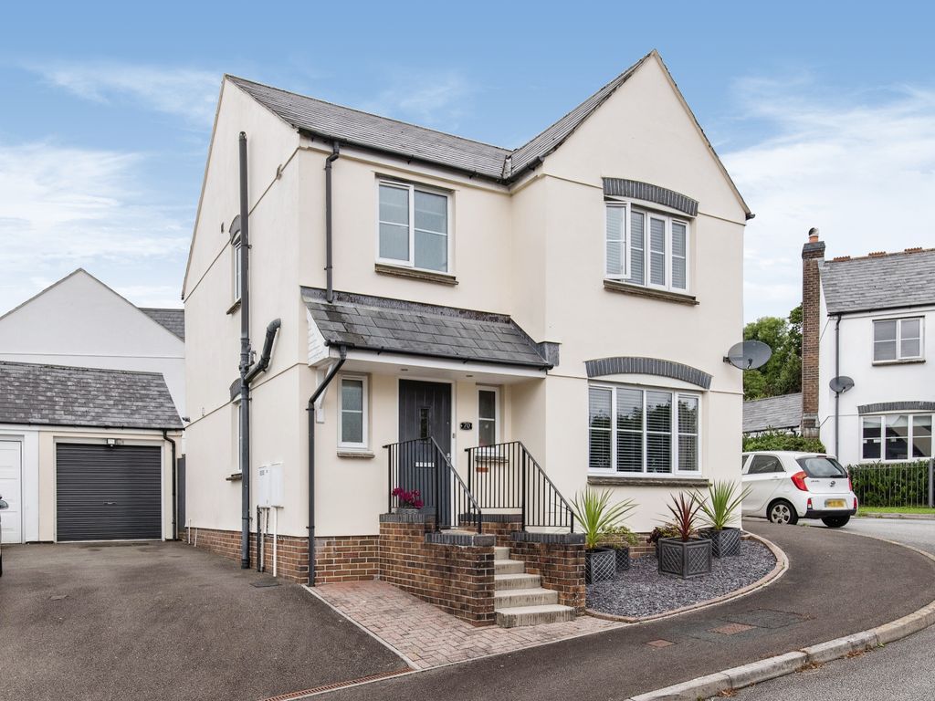 3 bed detached house for sale in Kestell Parc, Bodmin, Cornwall PL31, £