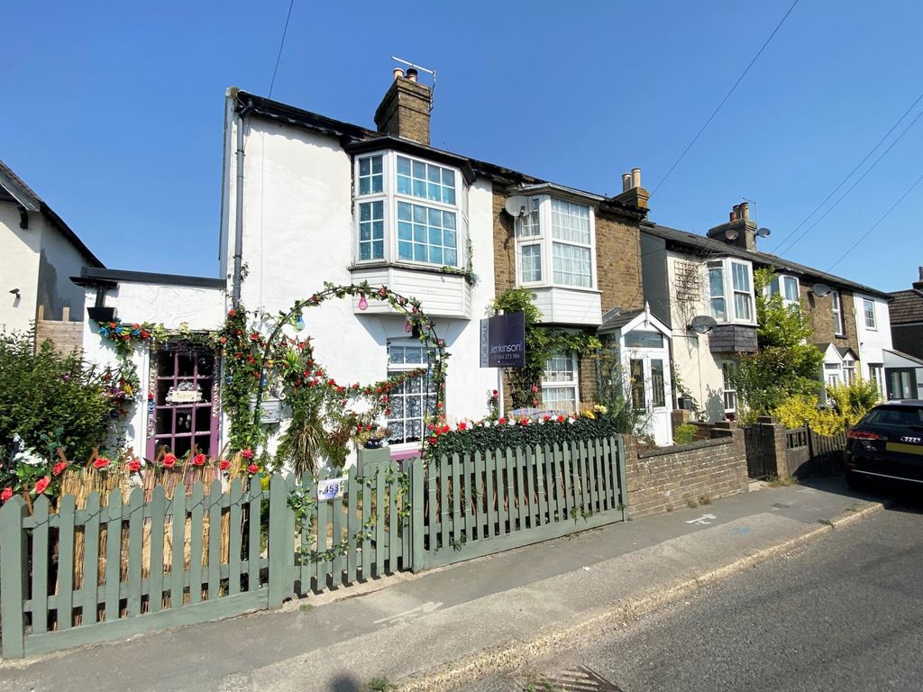 2 bed terraced house for sale in Dover Road, Walmer CT14 Zoopla