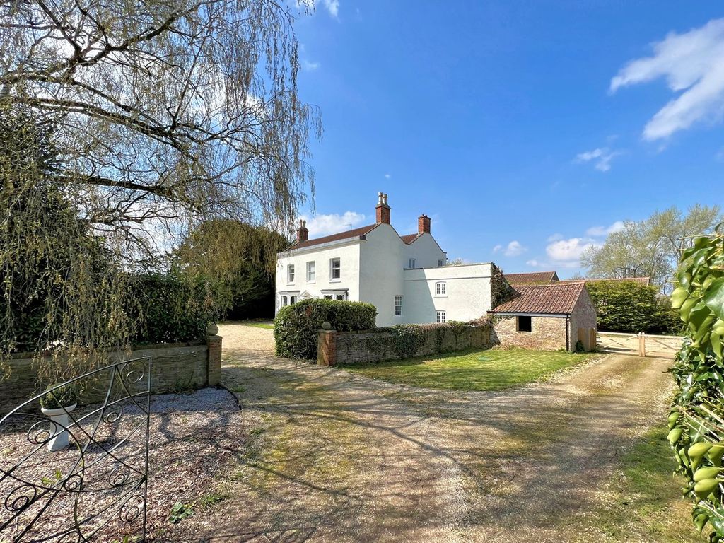 8 bed detached house for sale in Oldbury Naite, OldburyOnSevern