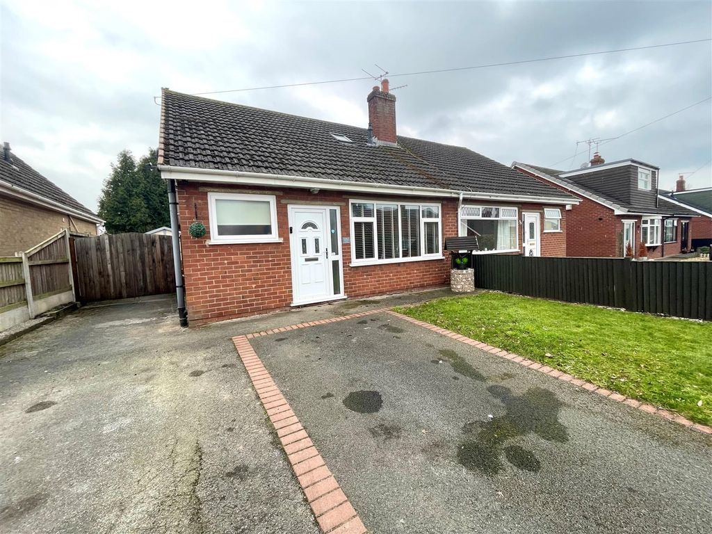 2 bed semidetached bungalow for sale in Princess Drive, Sandbach CW11