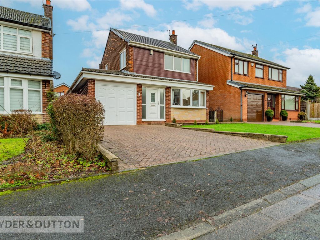 3 bed detached house for sale in Norwich Close, AshtonUnderLyne