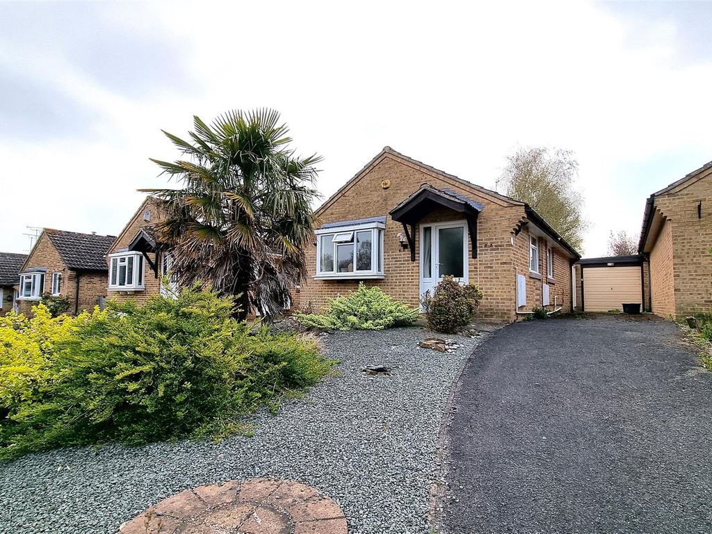 2 bed detached bungalow for sale in Croft Close, Newent GL18 Zoopla