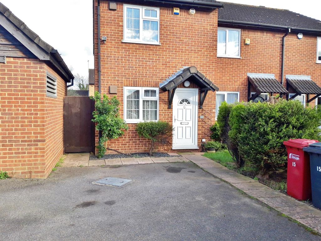 2 bed end terrace house for sale in Bridlington Spur, Cippenham, Slough