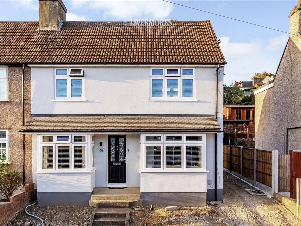 3 bed end terrace house for sale in Green Walk, Crayford, Kent DA1, £