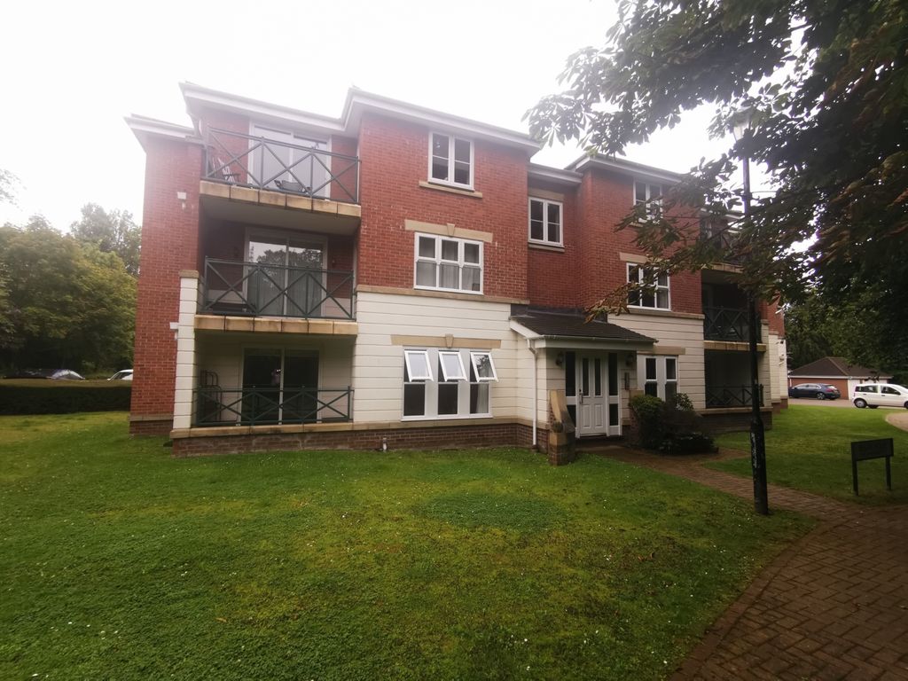 2 bed flat to rent in Belvedere Gardens, Benton, Newcastle Upon Tyne