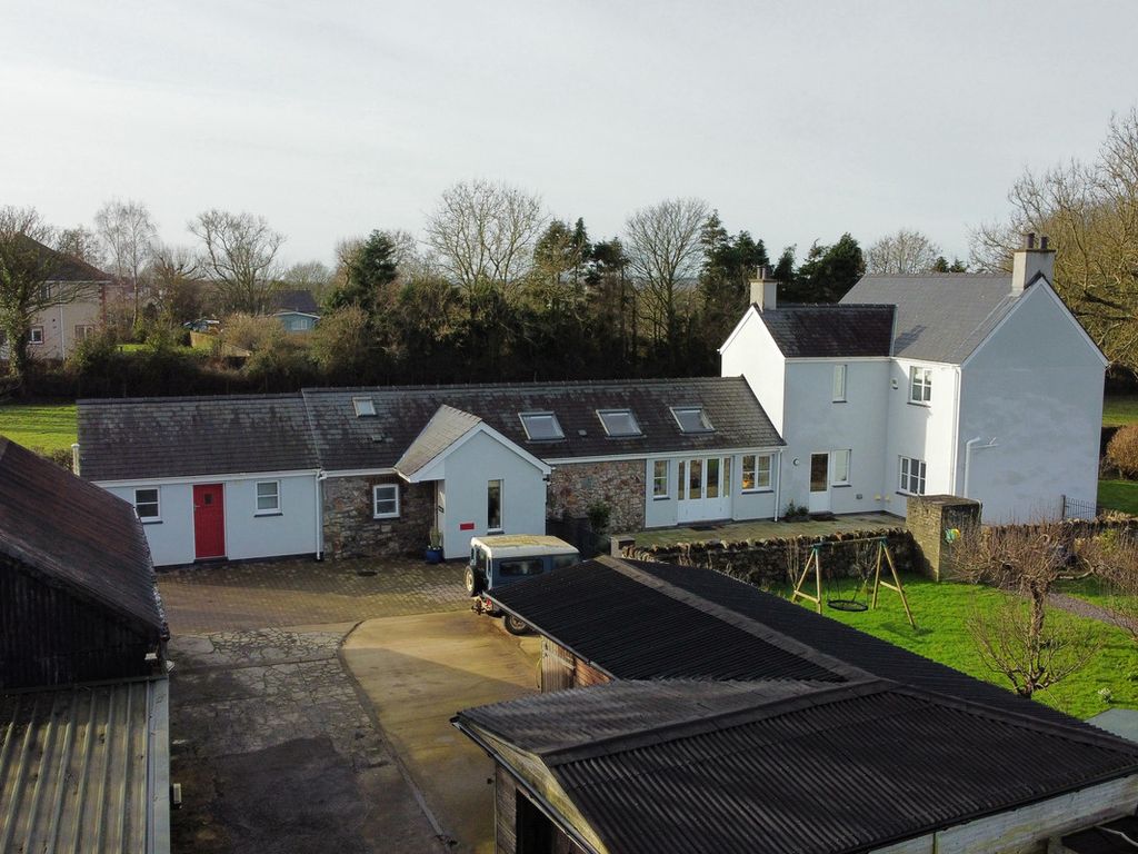 5 bed property for sale in Brynsiencyn, Anglesey LL61, £750,000 Zoopla