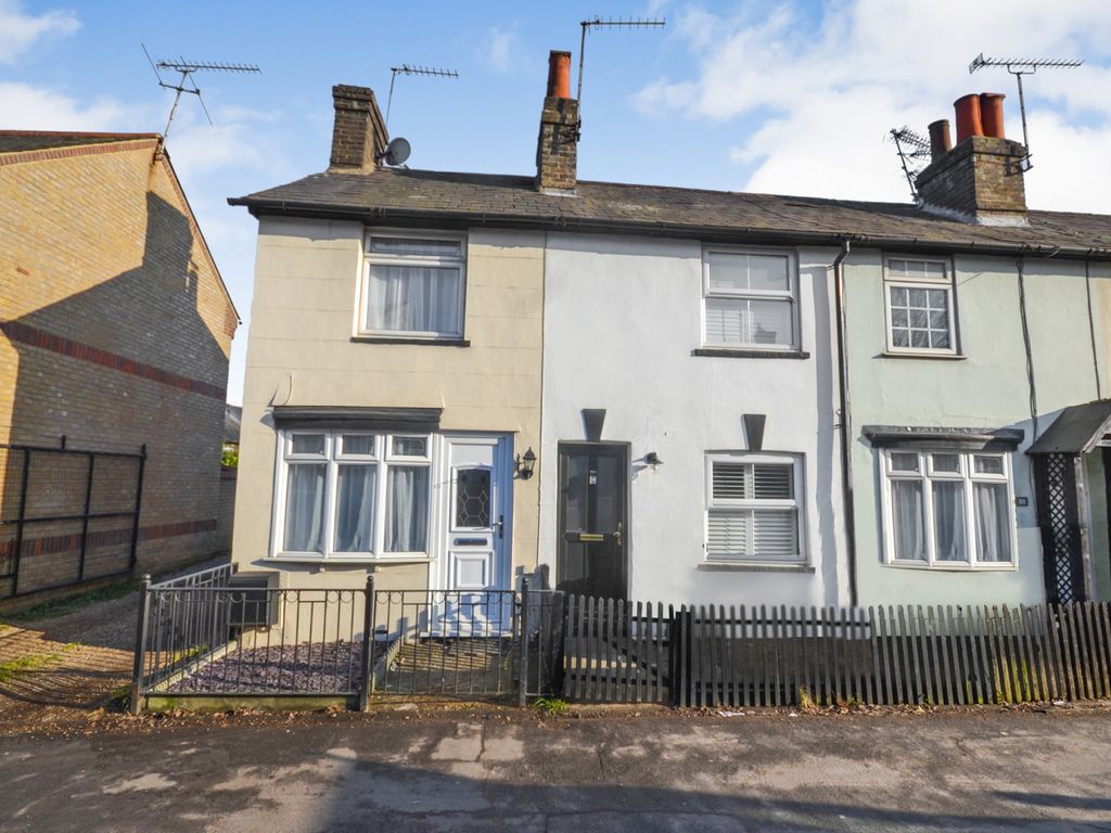 2 bed end terrace house to rent in London Road, Sawbridgeworth
