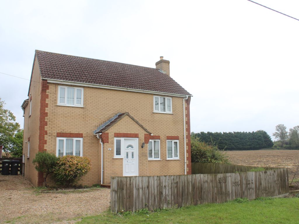 3 bed detached house to rent in The Shade, Soham, Ely CB7, £1,325 pcm