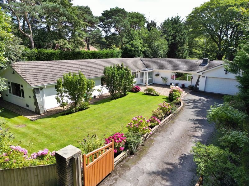 4 bed detached bungalow for sale in Noctorum Lane, Noctorum, Wirral
