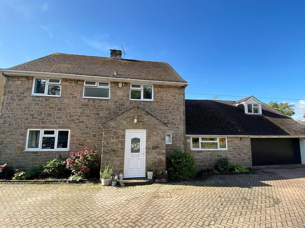 4 bed detached house for sale in Eccles Road, ChapelEnLeFrith, High