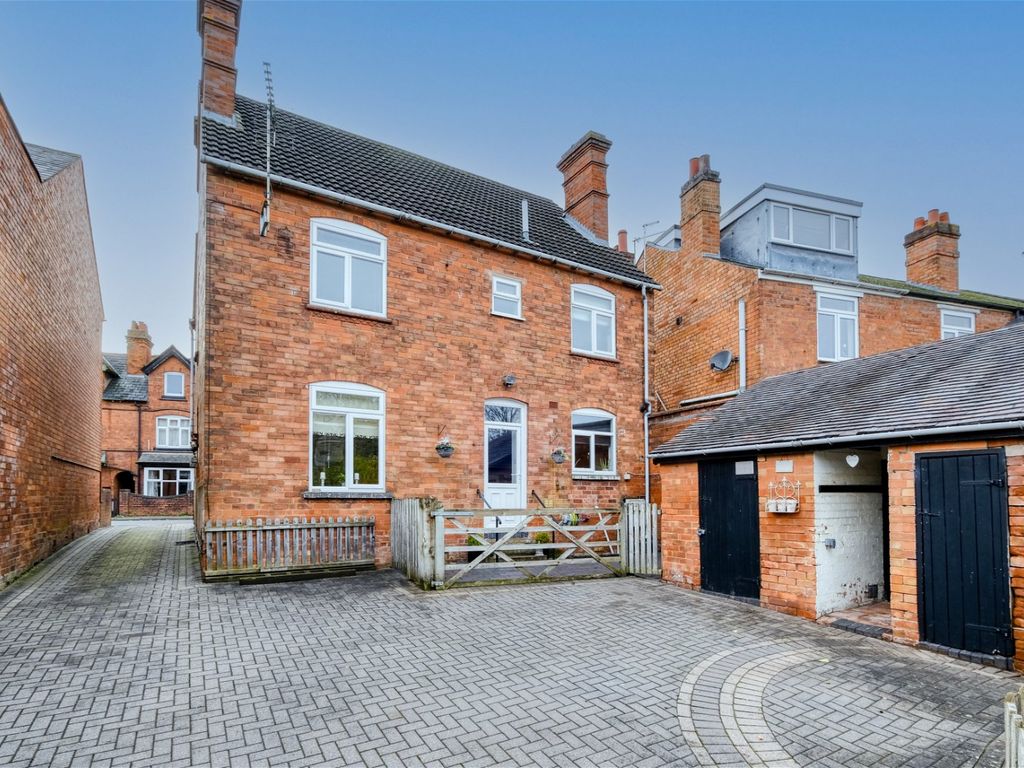 3 bed semidetached house for sale in Evesham Road, Crabbs Cross