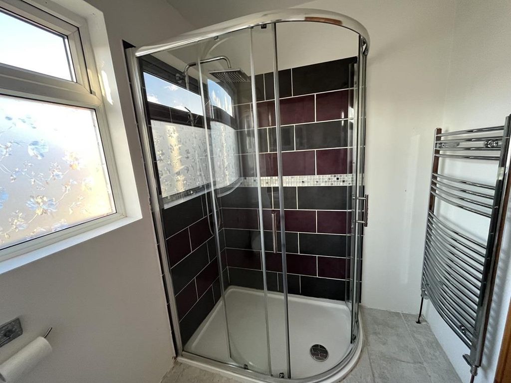 3 bed semidetached house for sale in Heol Cefn, Gwersyllt, Wrexham