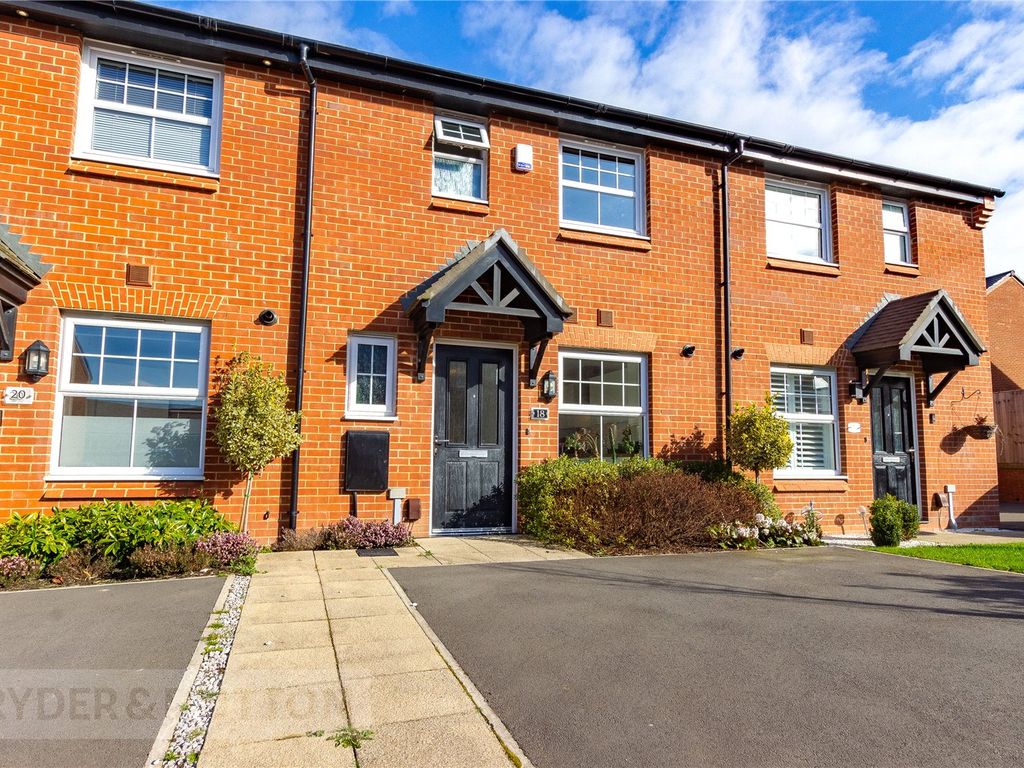 3 bed terraced house for sale in Kirkfell Drive, Middleton, Manchester